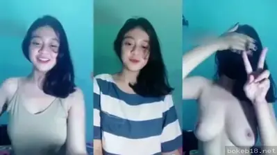 Cewek cantik toket gede memek tembem chat sex liar